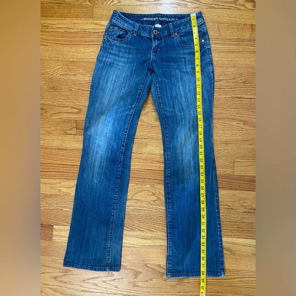 Mossimo Supply Co Jeans Women’s Junior 3 Blue Denim Slightly Distressed Wide Leg - Picture 9 of 9